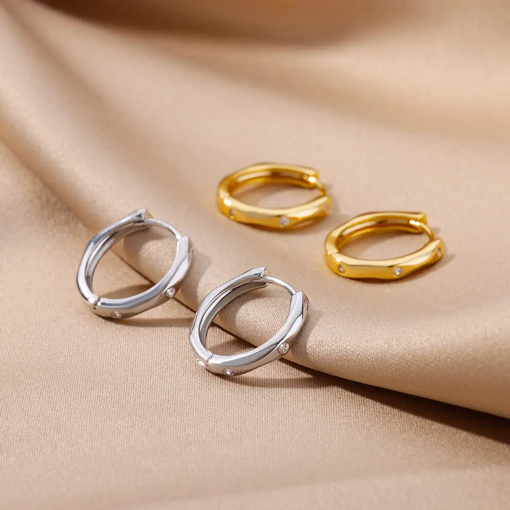 Elegant Round Earrings