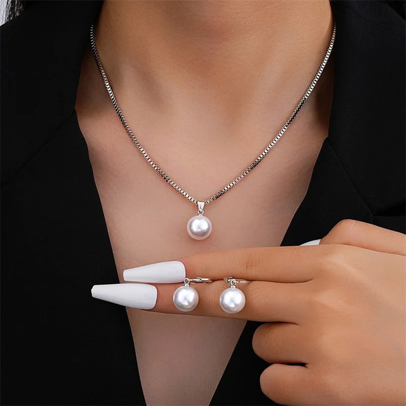 3 Pcs Round Pearl Jewelry Set Of Earring Pendant Necklace