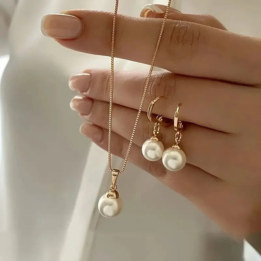 3 Pcs Round Pearl Jewelry Set Of Earring Pendant Necklace